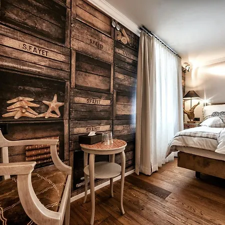 Home Hotel Arosa Отель Ароза