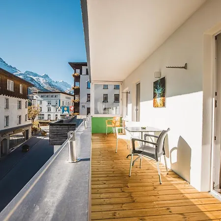 מלון Home Hotel Arosa