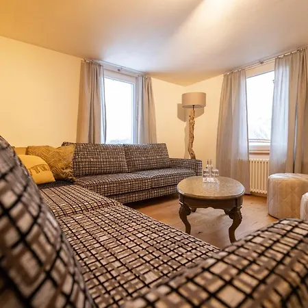 Home Hotel Arosa מלון 3*