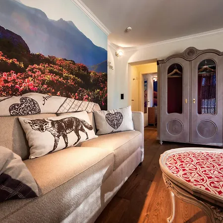 Home Hotel Arosa Hotel