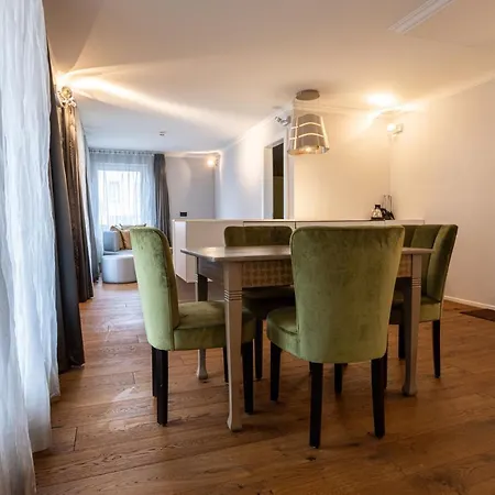 Home Hotel Arosa 3* Arosa