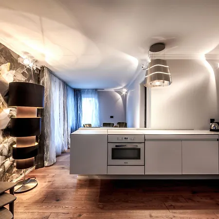 Home Hotel Arosa