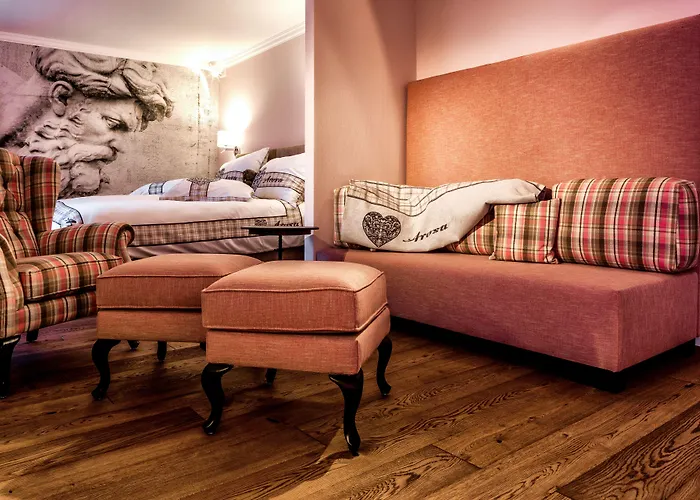 Otel Home Hotel Arosa 3*