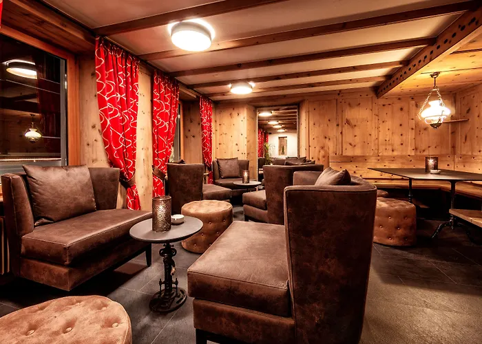 Otel Home Hotel Arosa 3*