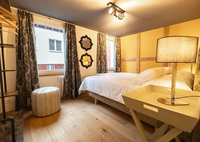 Home Hotel Arosa Otel 3*