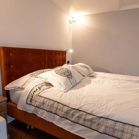 Hotell Home Hotel Arosa 3*