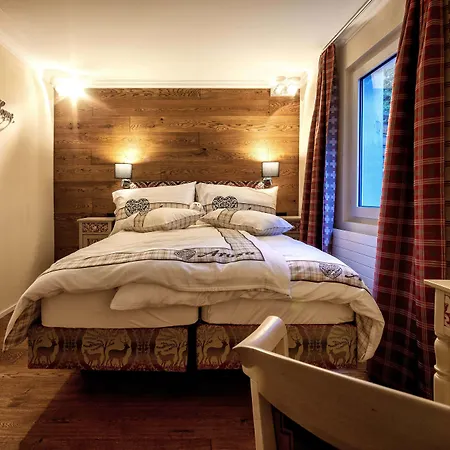 Ξενοδοχείο Home Hotel Arosa 3*